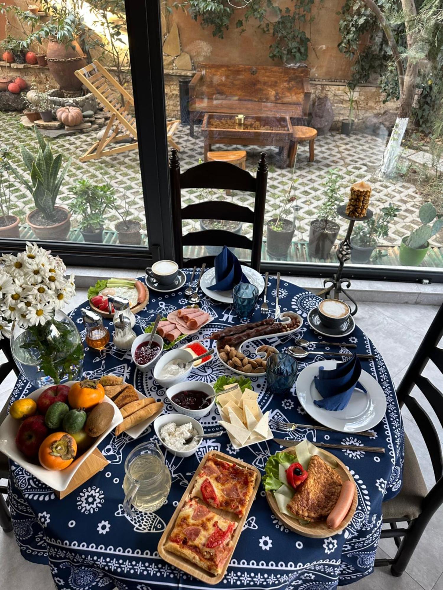 Hotel Wine Hills Tbilisi Esterno foto