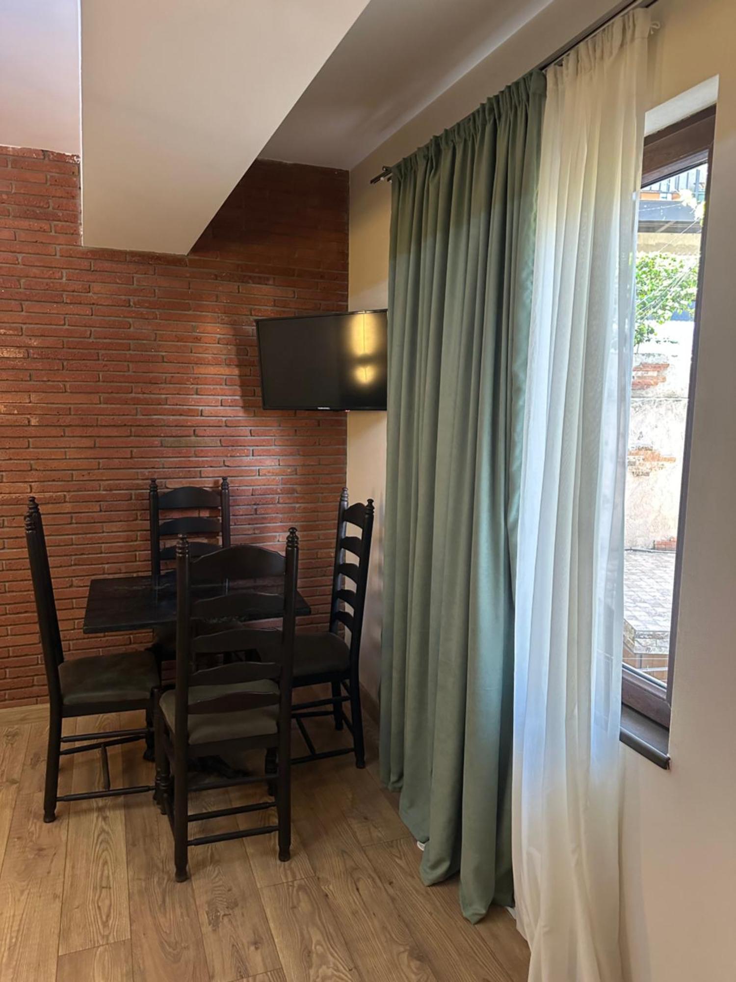 Hotel Wine Hills Tbilisi Esterno foto