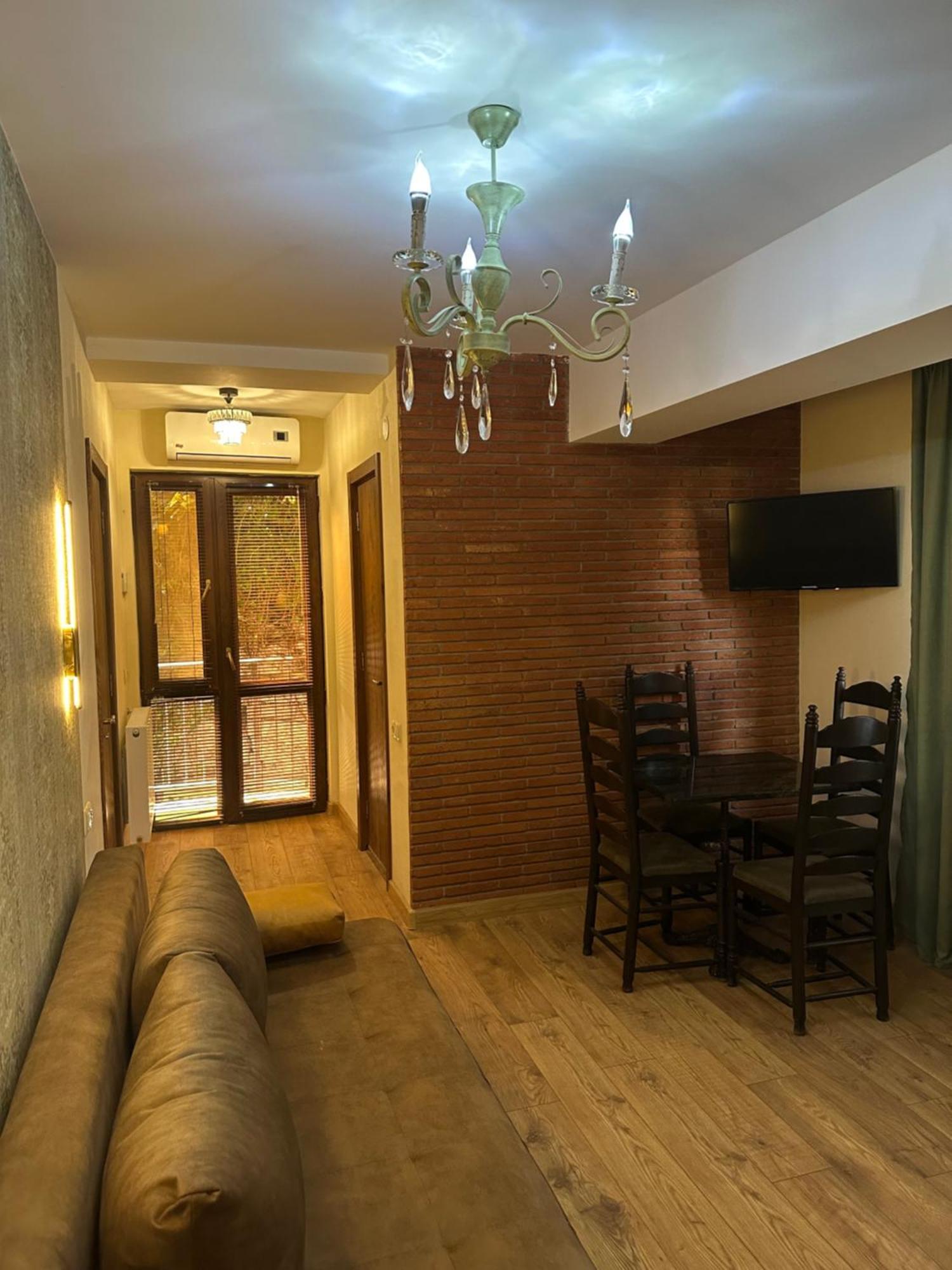 Hotel Wine Hills Tbilisi Esterno foto